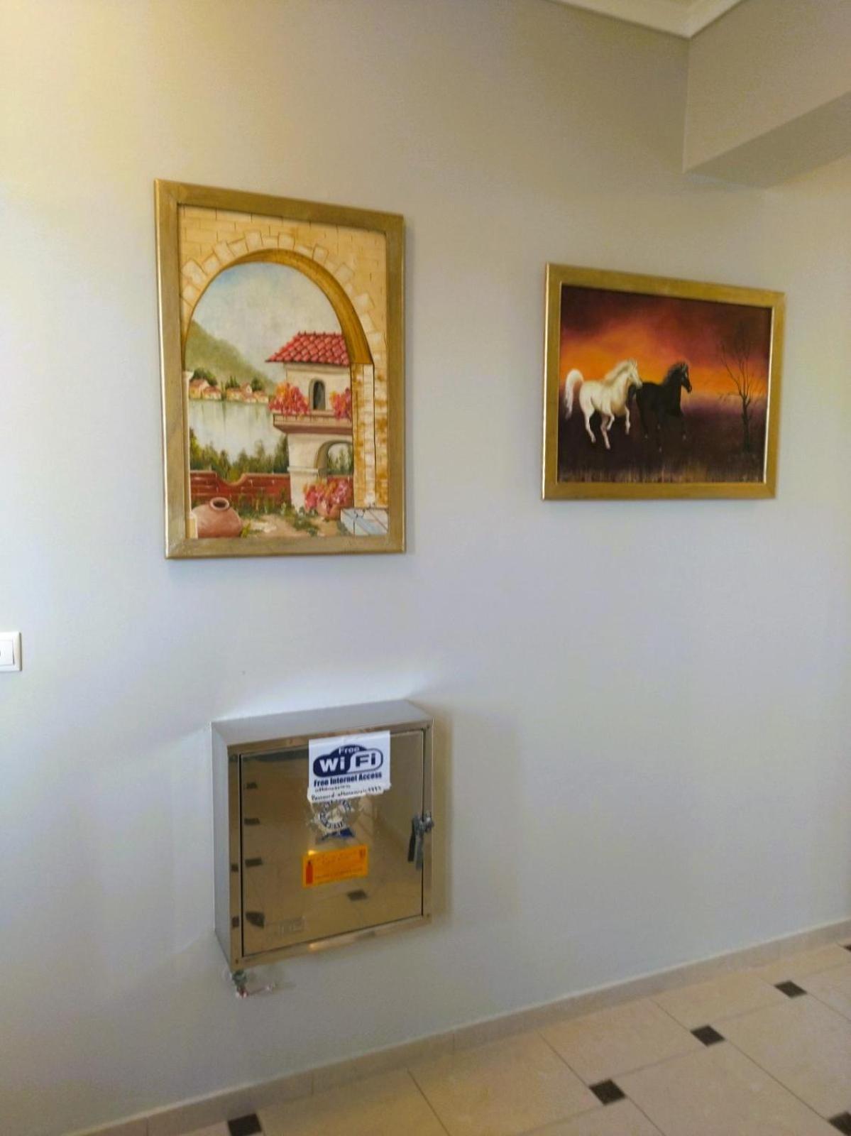 Athanasia Inn Vrasná Kültér fotó