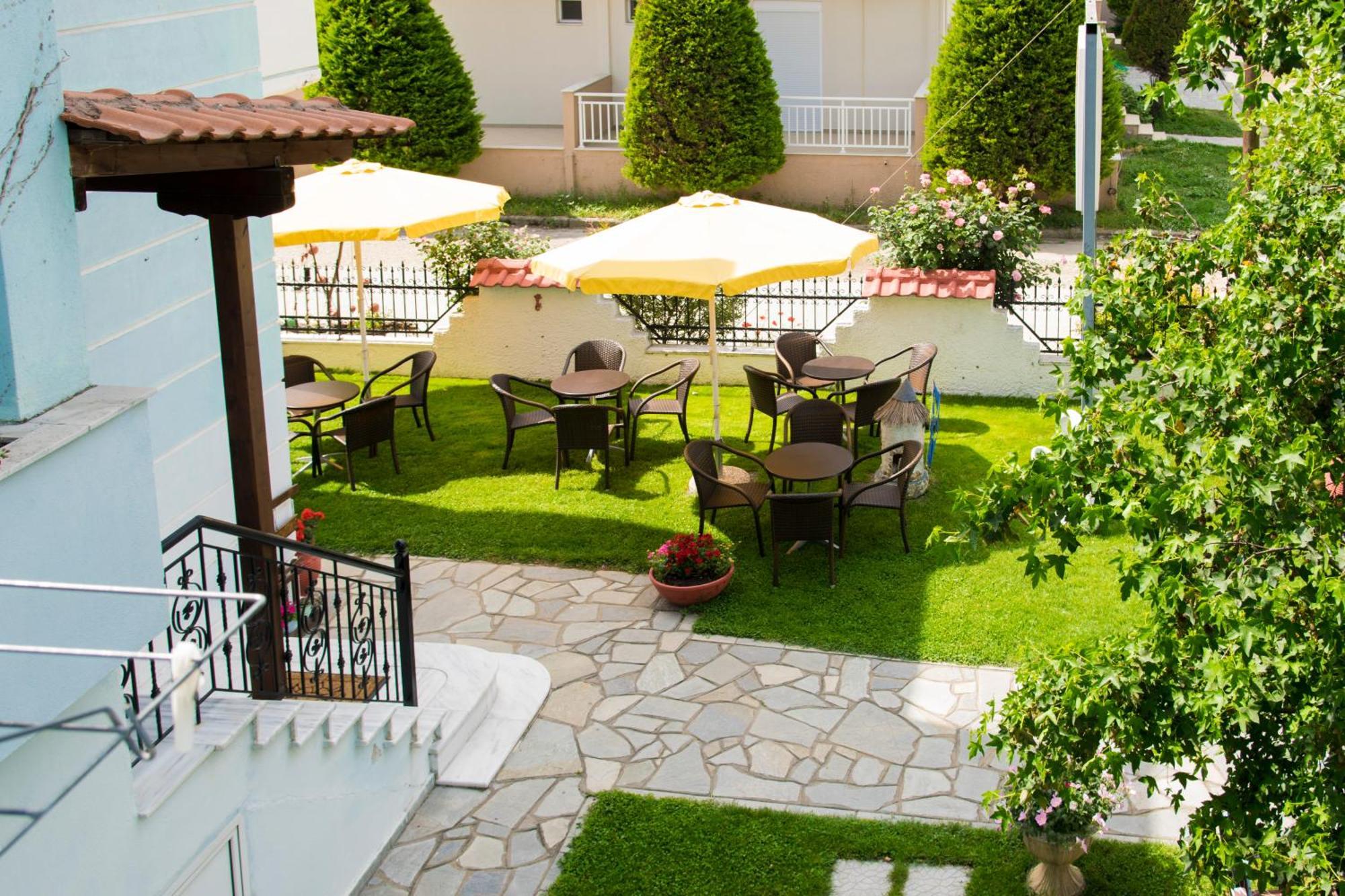 Athanasia Inn Vrasná Kültér fotó