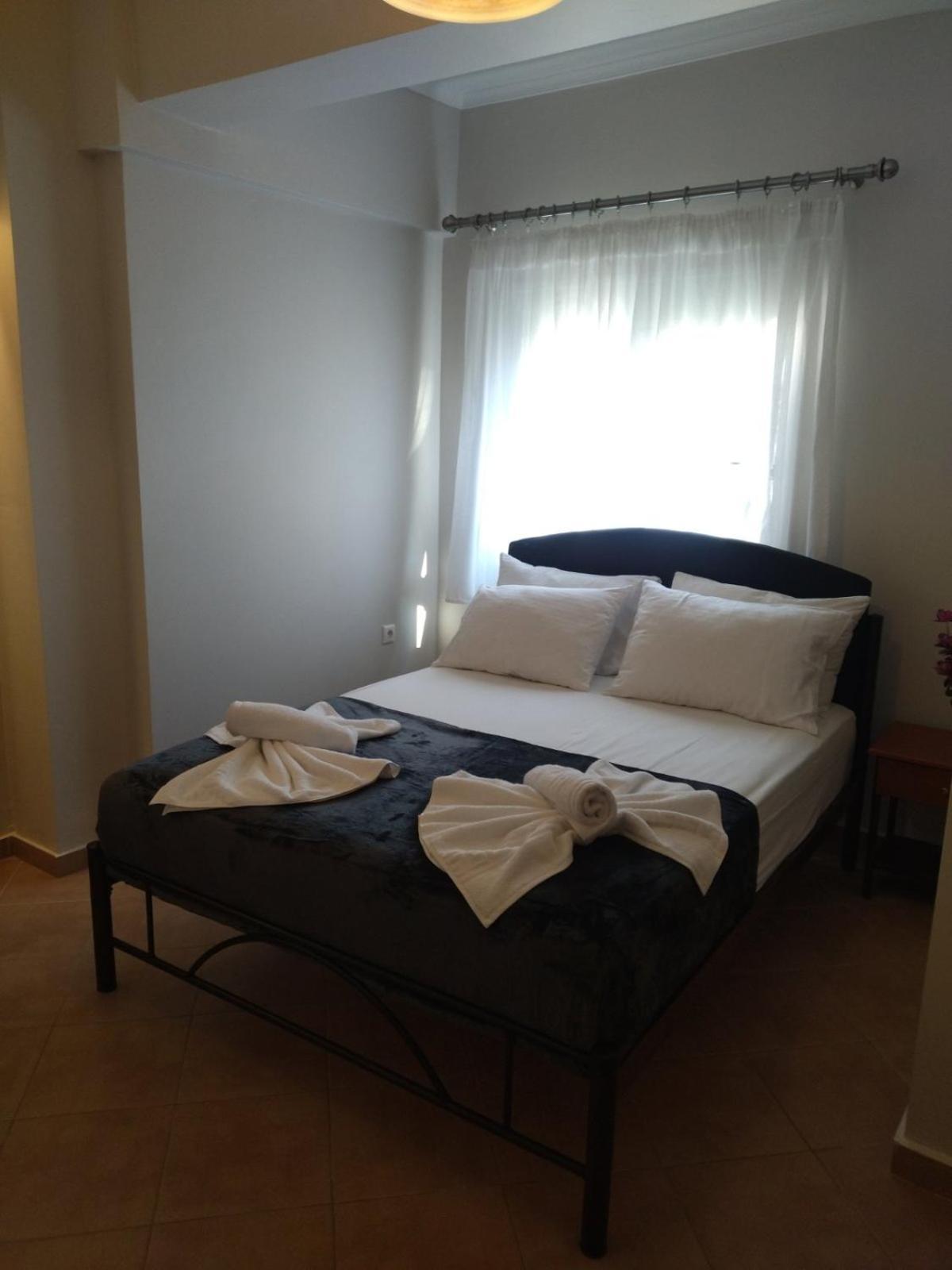 Athanasia Inn Vrasná Kültér fotó