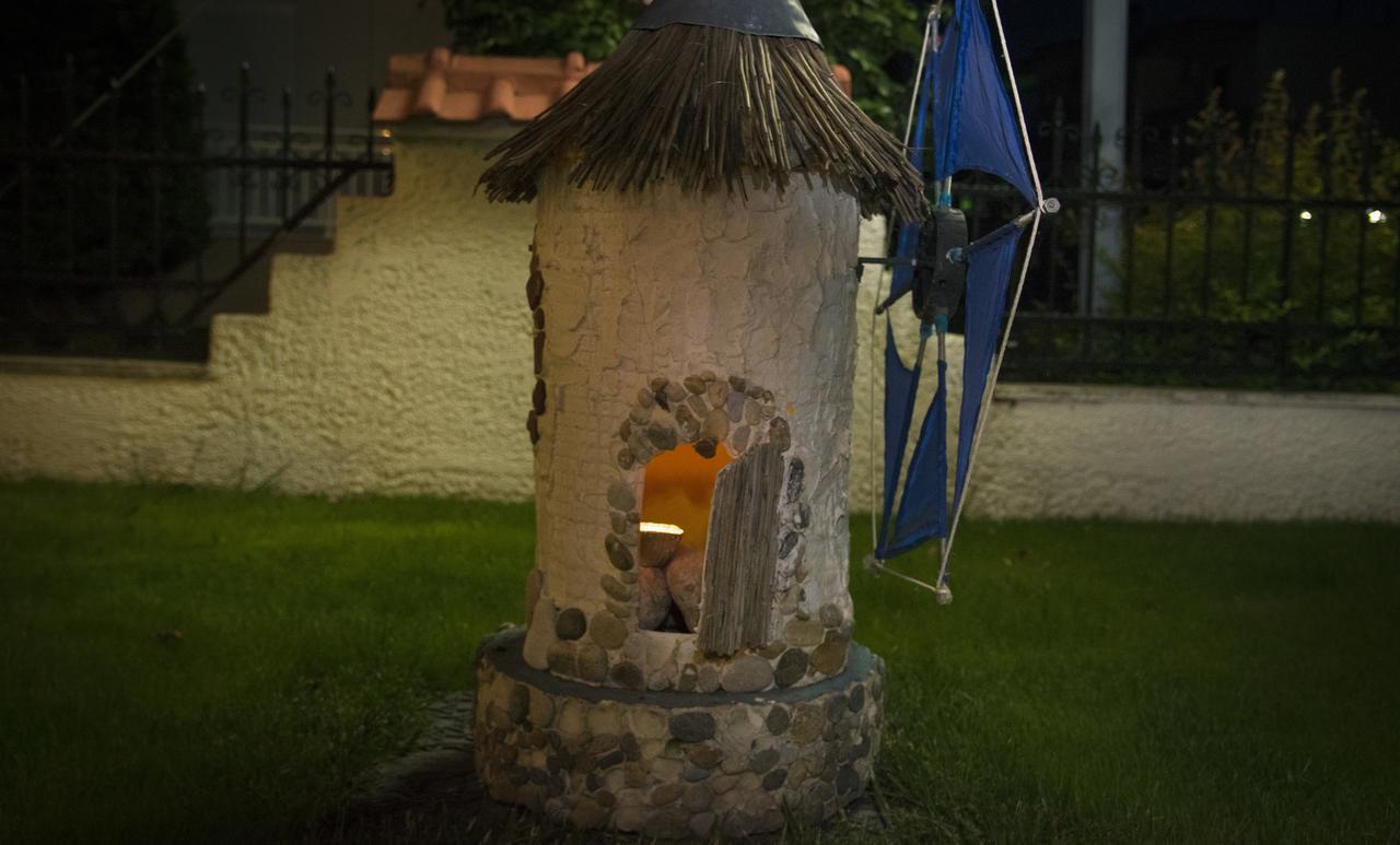 Athanasia Inn Vrasná Kültér fotó